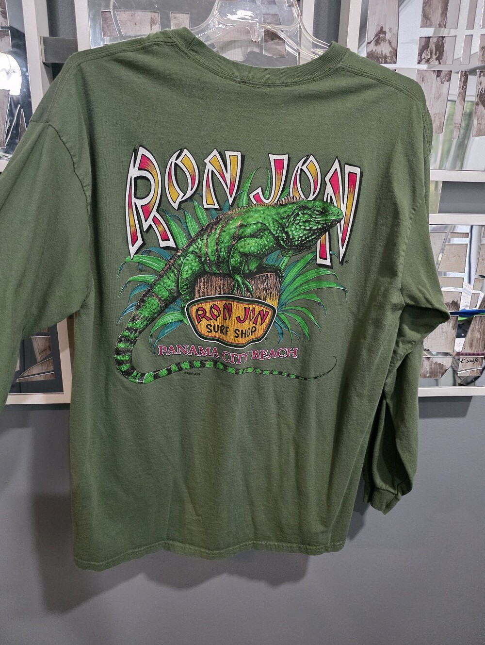 Ron Jon Green Reptile Graphic Long Sleeve Tee - Panama City Beach. XL